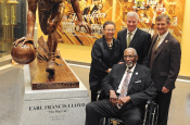 Earl Lloyd, the NBA's Forgotten Jackie Robinson